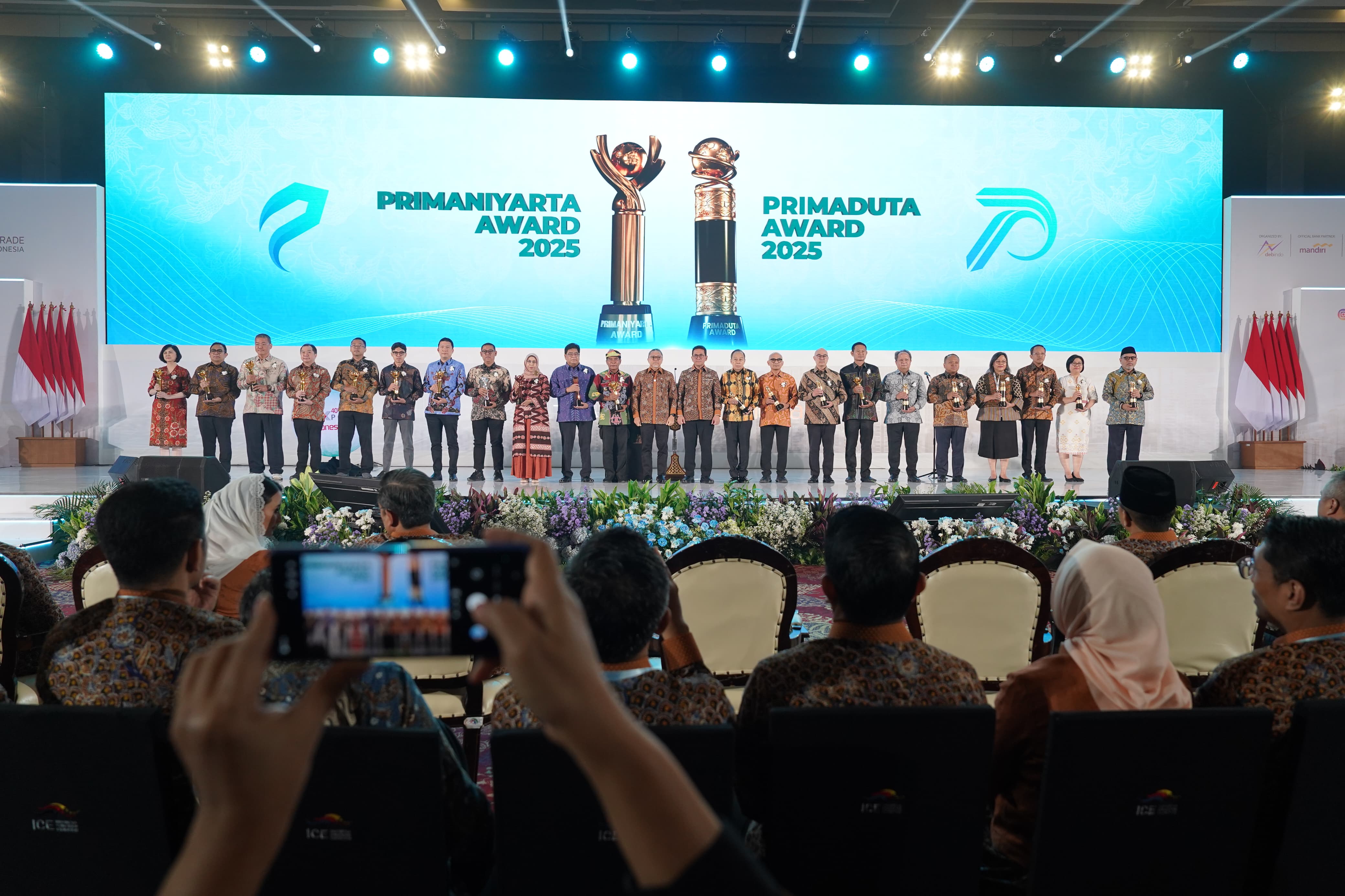 Apresiasi Kinerja Ekspor Bidang Jasa, KDEI Taipei Terima Penghargaan Primaduta