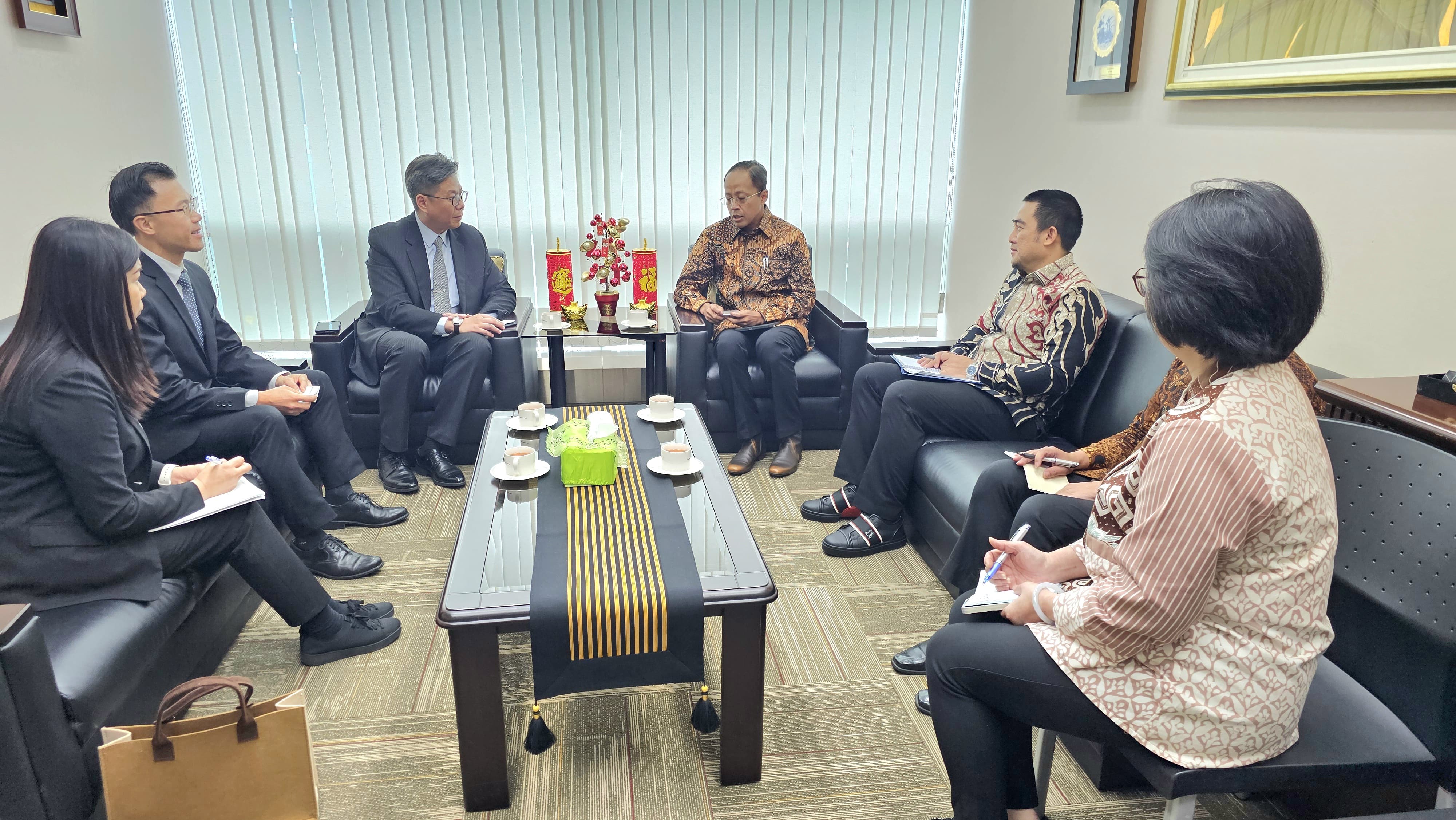 Kepala KDEI Taipei menerima Direktur Kerjasama dan Penegakan Hukum National Immigration Agency (NIA) Taiwan: Penguatan Kerjasama Bidang Keimigrasian serta Penanganan dan Pelindungan WNI di Taiwan